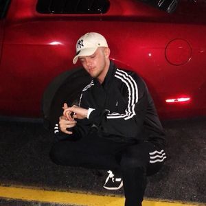 Meet your Posher, Lucas